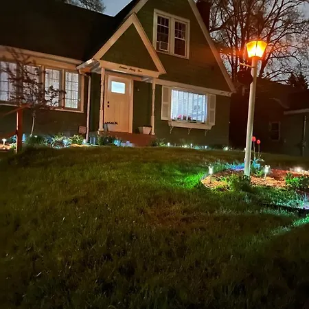 Villa Cozy Cape Cod Grand Rapids Exterior foto